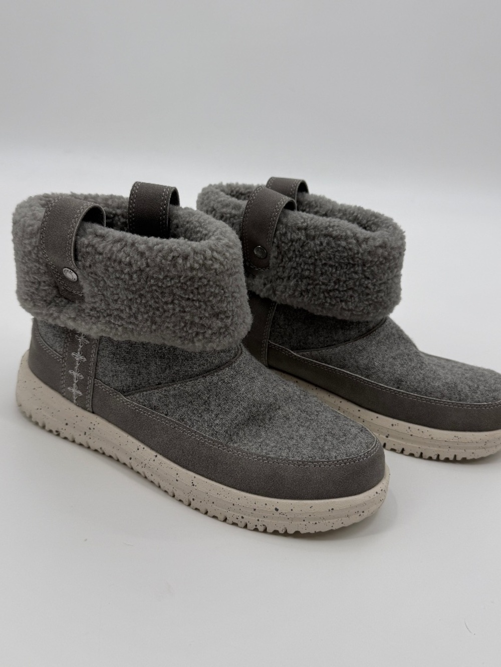 HEYDUDE Camden Cuff Wool Sherpa Cozy Boots Grey Heather Ankle Booties Women 7